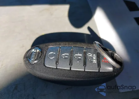 2017 Nissan Rogue Sv z USA, uszkodzony, nr VIN KNMAT2MV5HP590907